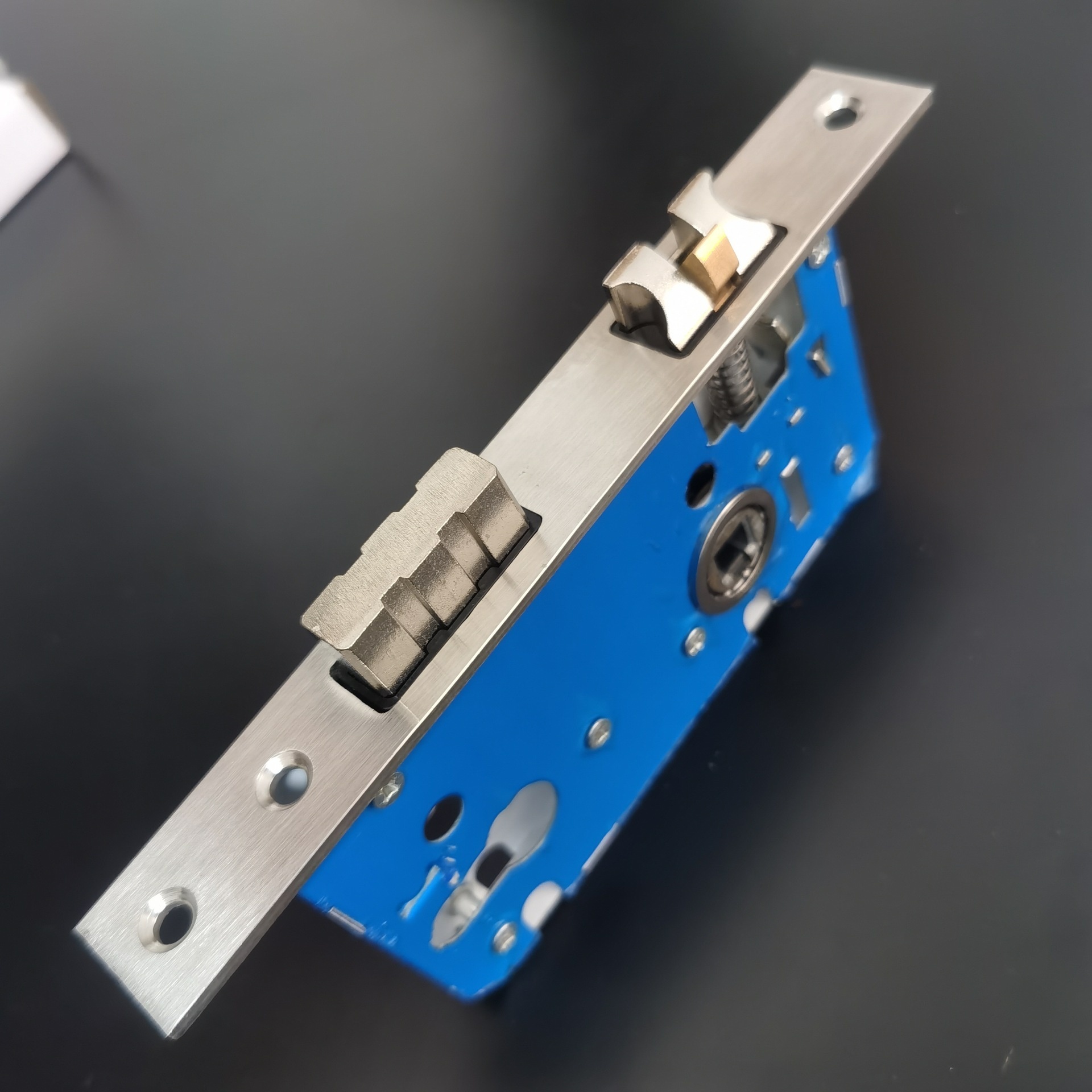 58 copper fork lock body to Karnataka