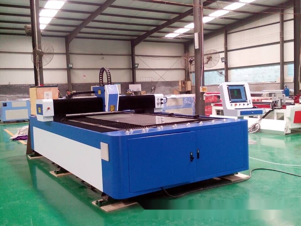 500W fiber laser cutting machine to Odisha