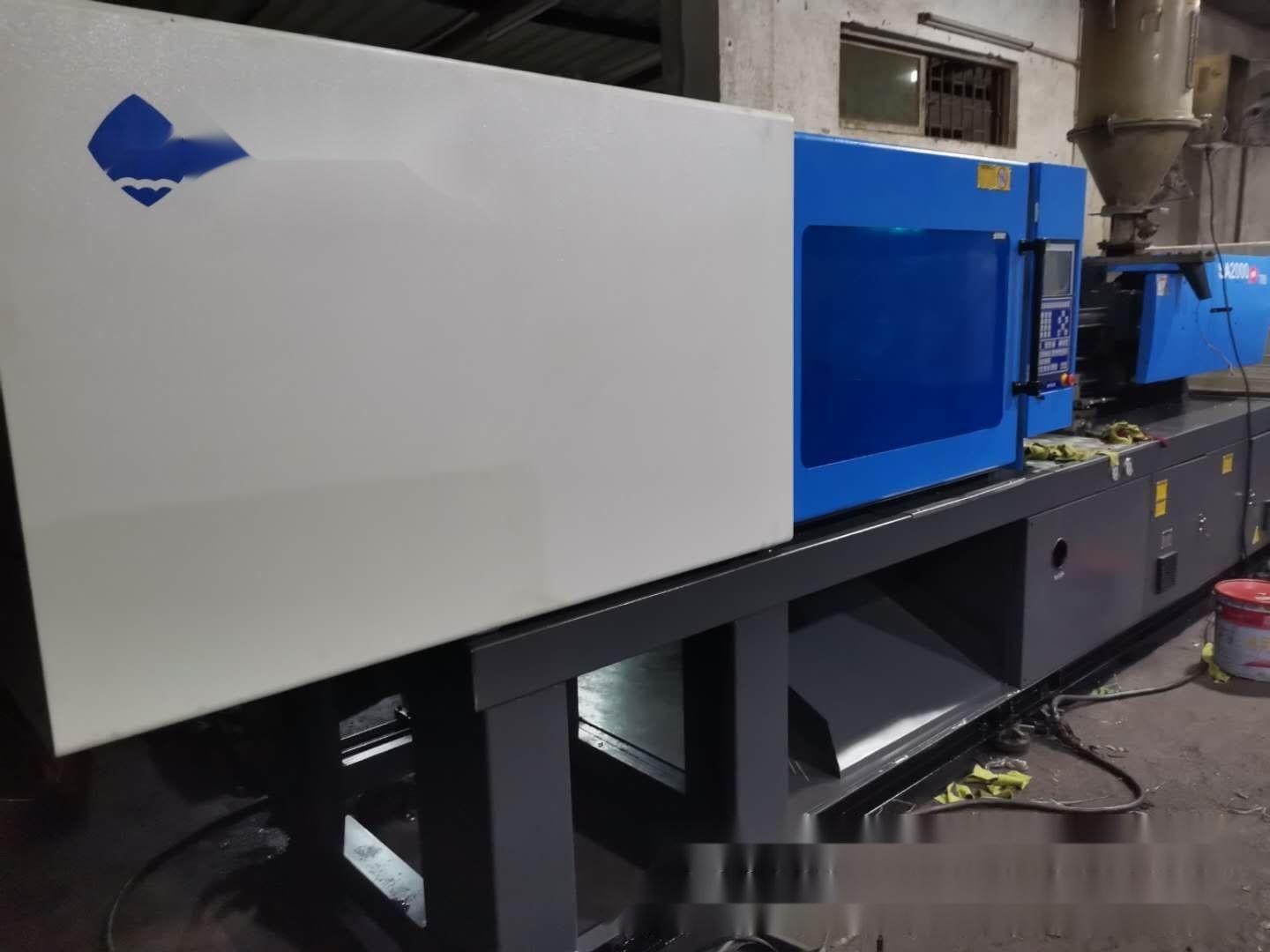 Haitian Ningbo 200-ton injection molding machine to Chandigarh