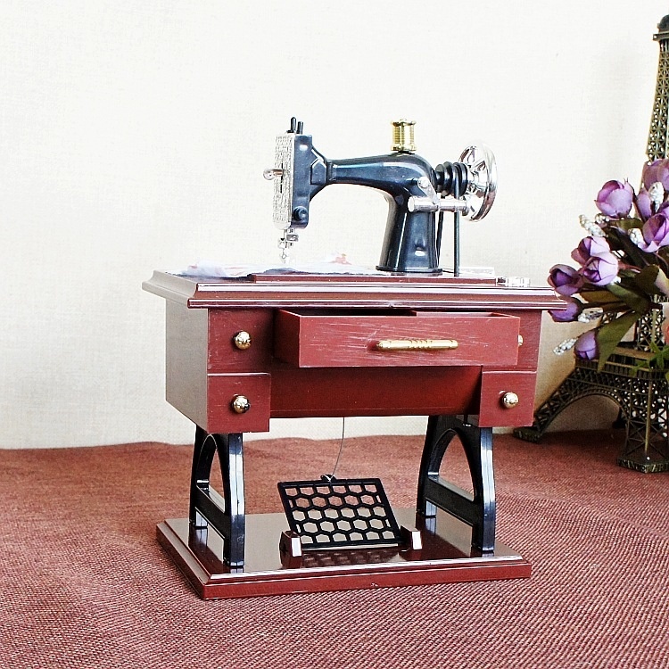 Sewing machine spring music box model S-1 to Manipur