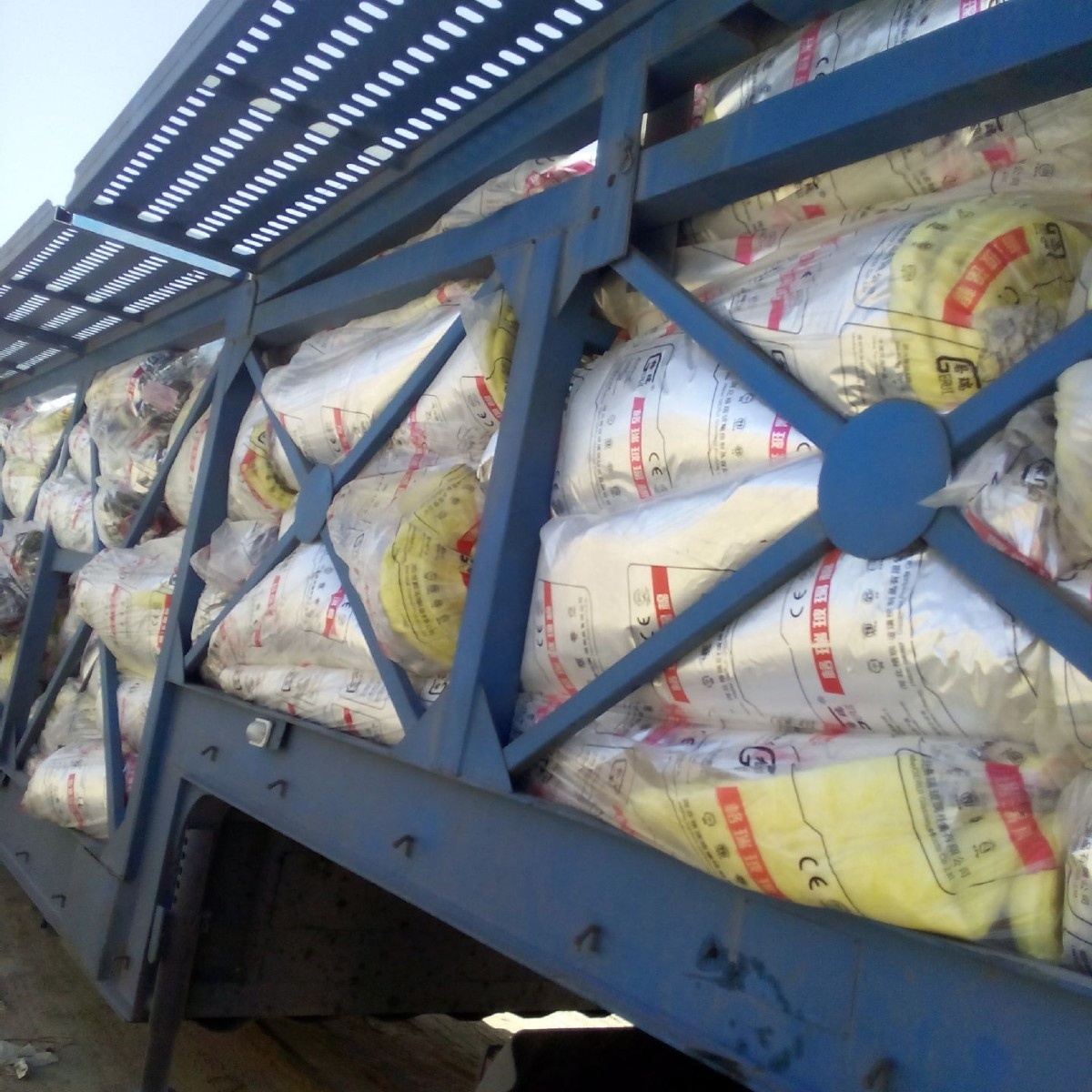 Glass wool roll felt to Maharashtra