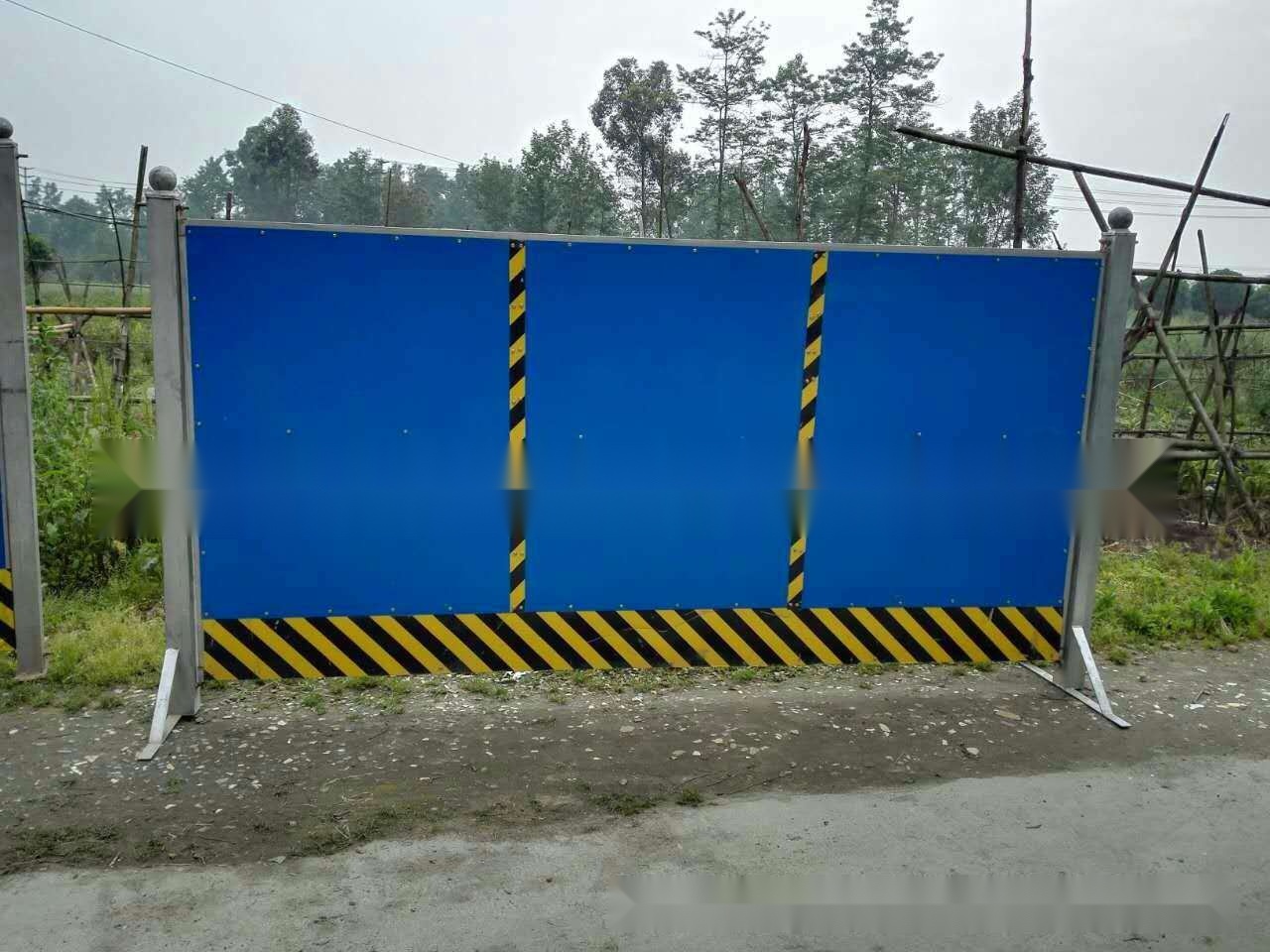 Blue Fence Color Plate to Daman and Diu