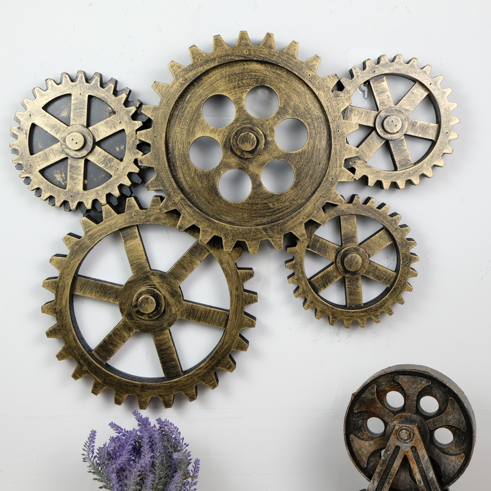 Gear wall-mounted wall decoration to Punjab
