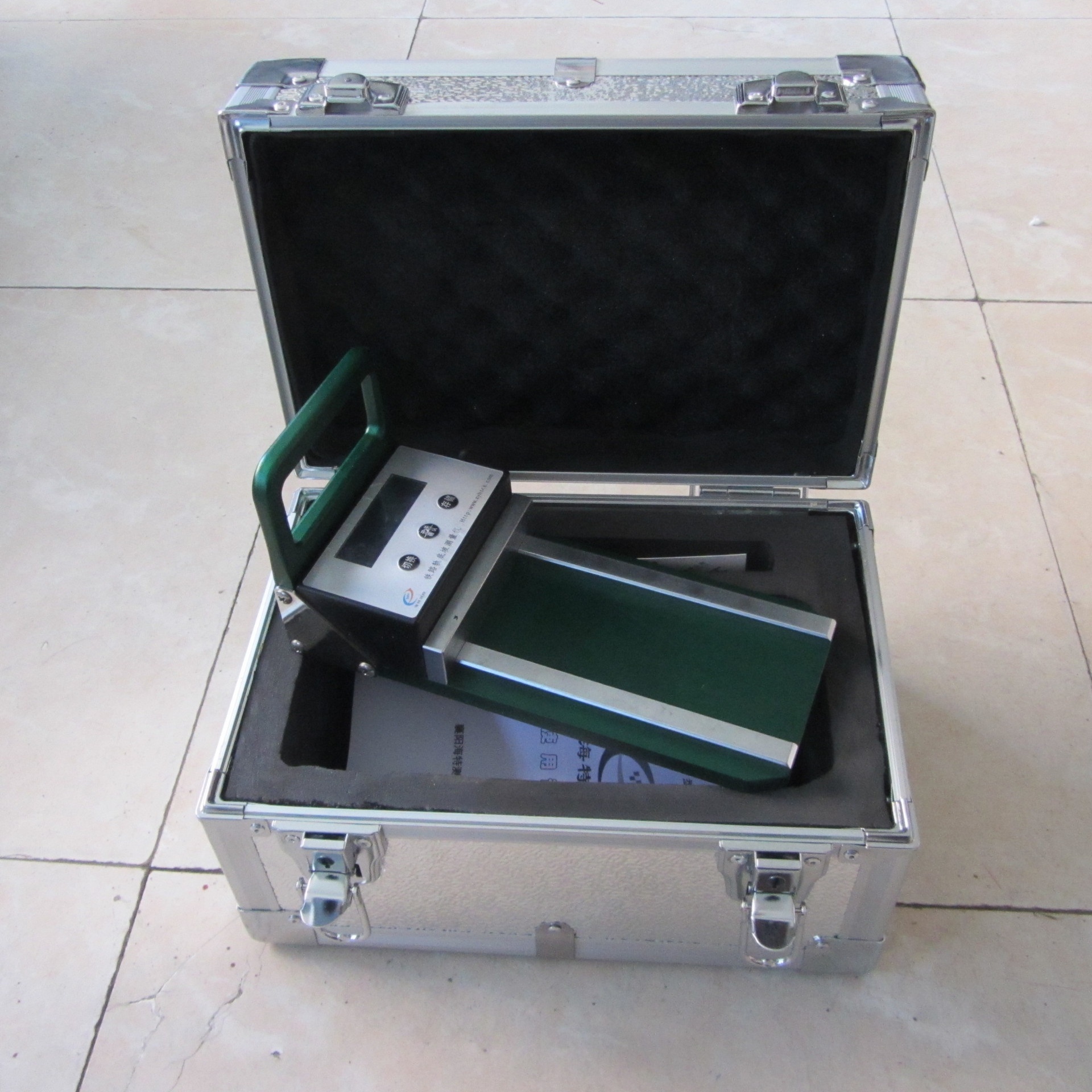 Rail low slope measuring instrument to Pondicherry