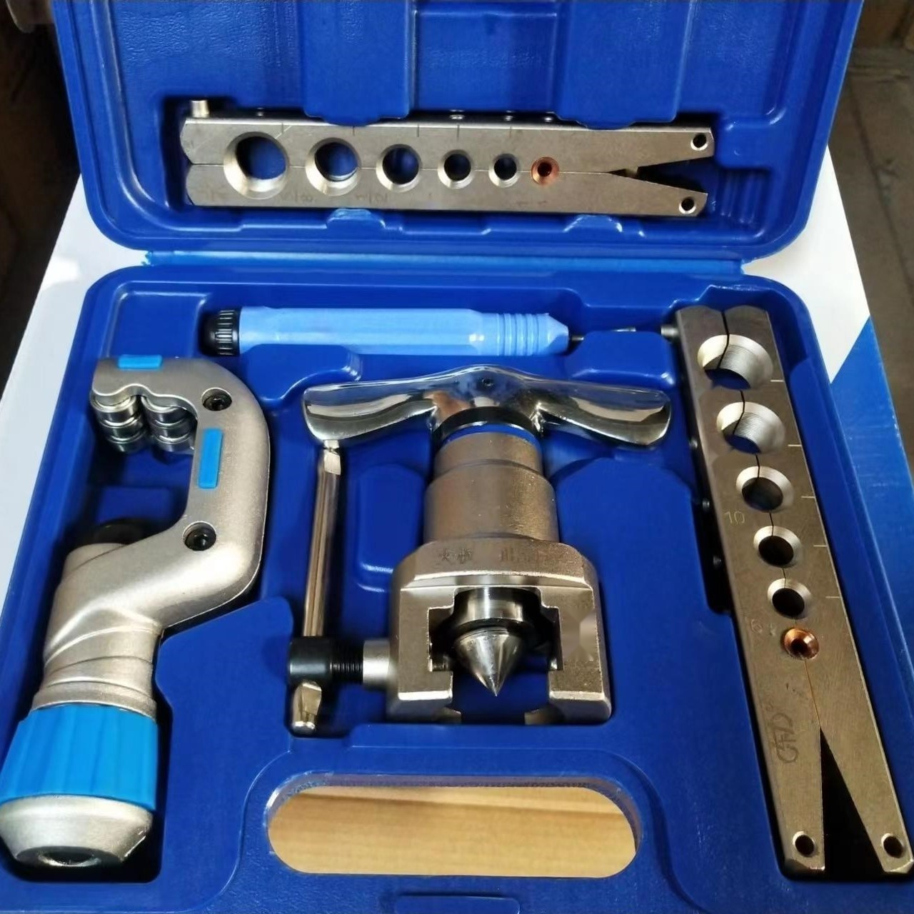Dongli Eccentric Flaring Tool to Meghalaya