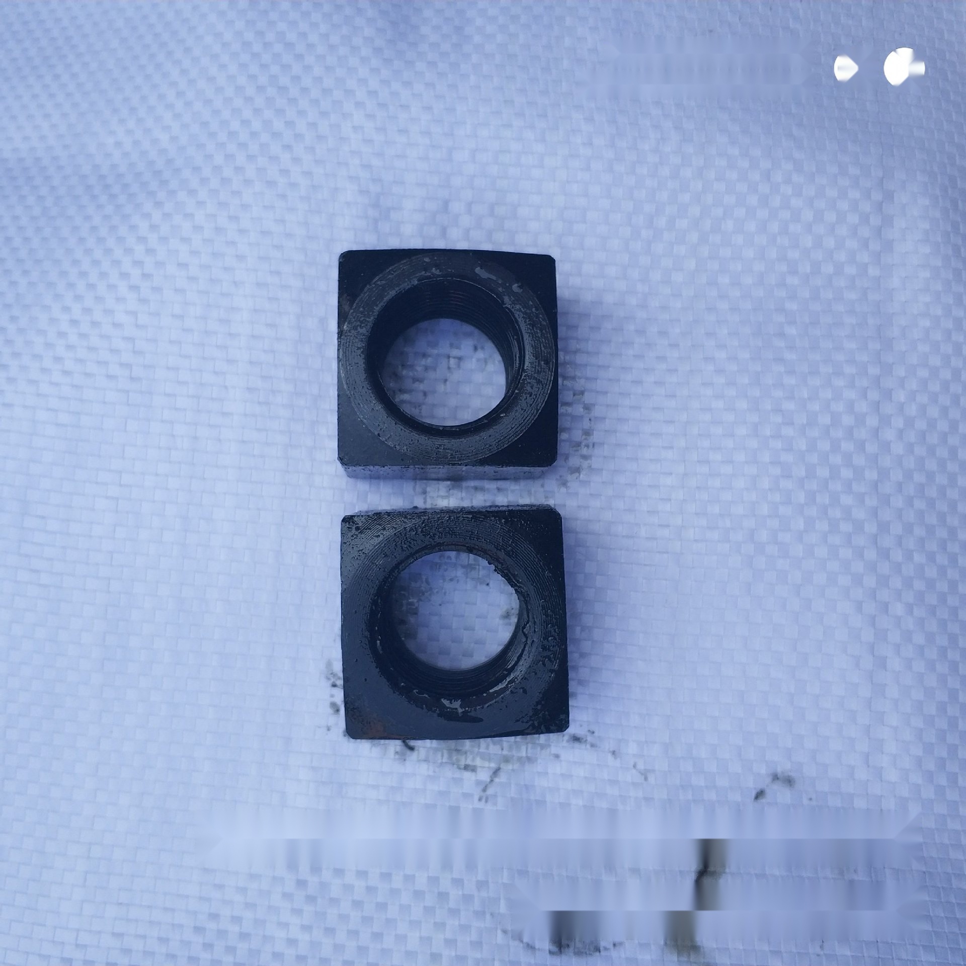 Square nut to Goa