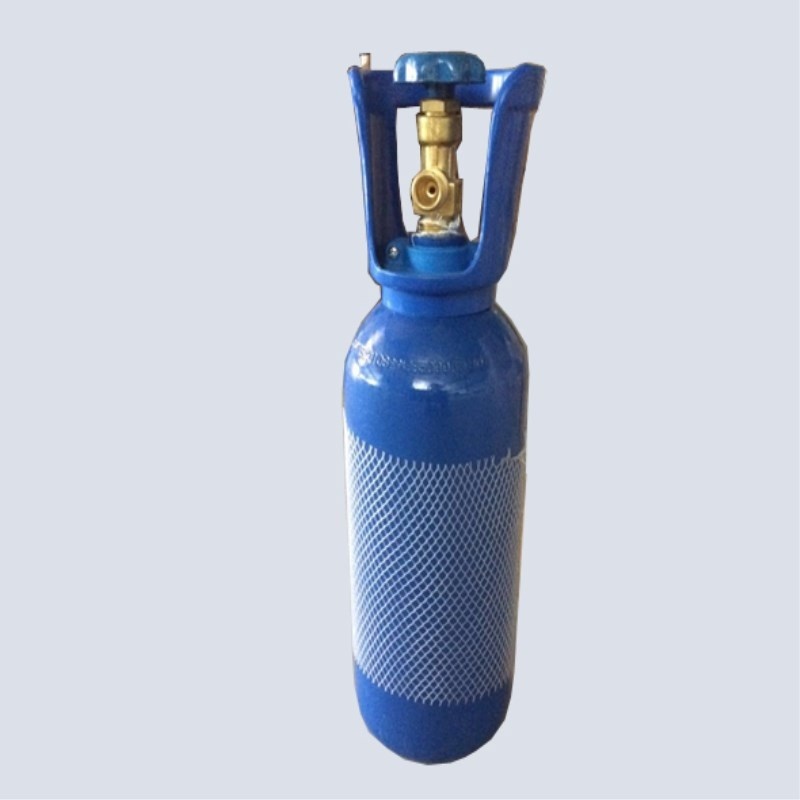 High-pressure gas cylinder to Delhi
