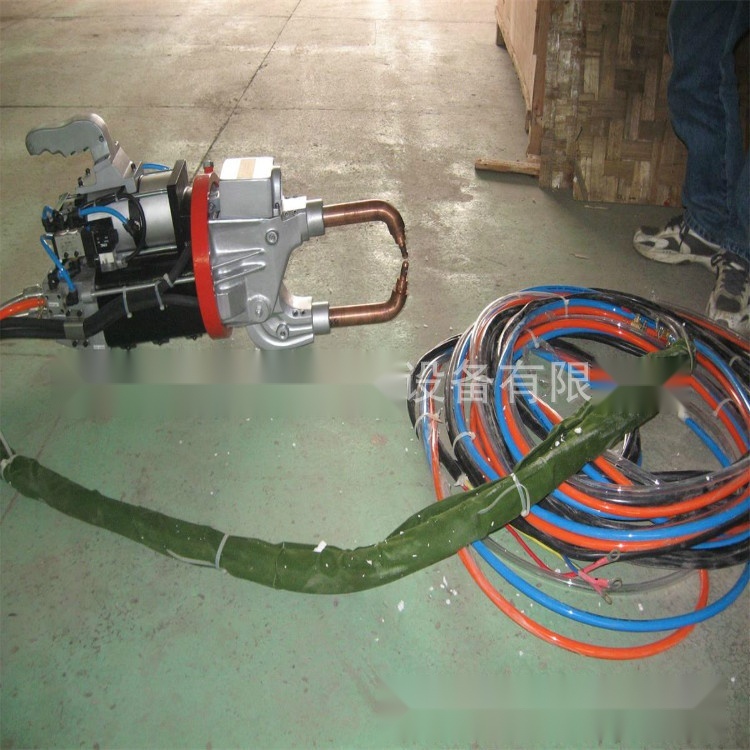integrated medium frequency spot welding pliers to Maharashtra