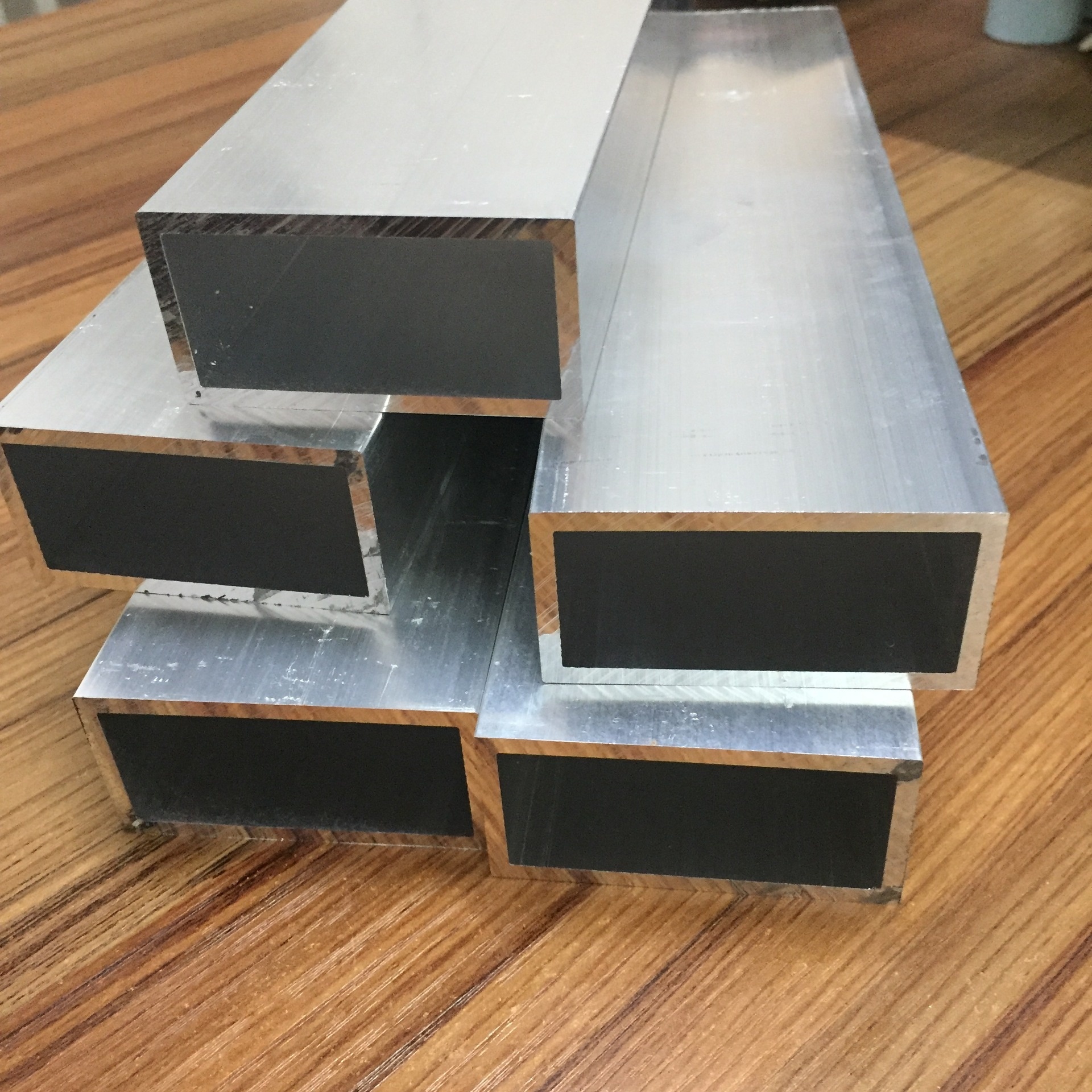 6063 aluminum alloy square tube, 6061 coated aluminum flat tube, anodized square aluminum pipe to Punjab